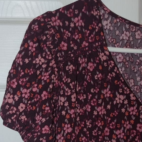 Wild Fable Pink and Purple Floral Top - Picture 5 of 8